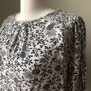 Floral 3/4 sleeve top
